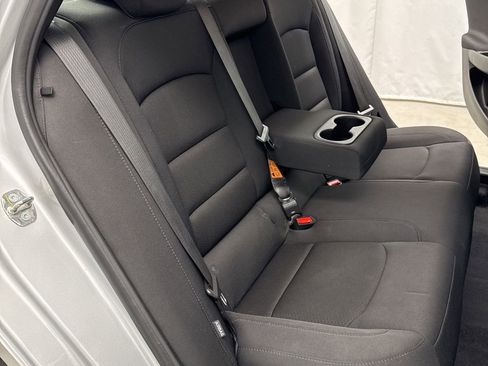 Used 2022 Chevrolet Malibu LT FWD image 35