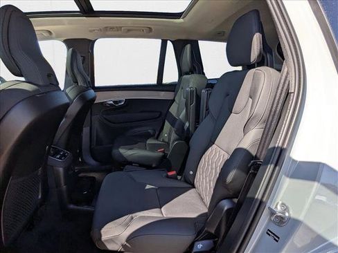 New 2026 Volvo XC90 T8 Plus image 17