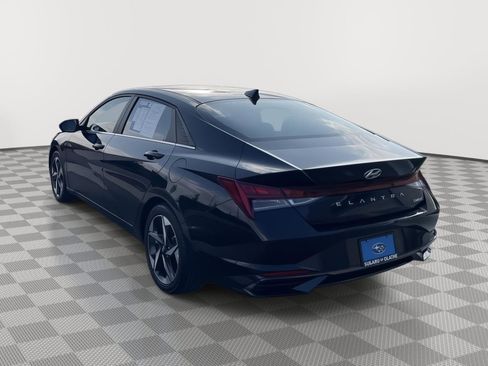 Used 2023 Hyundai Elantra Limited w/ Cargo Package image 12