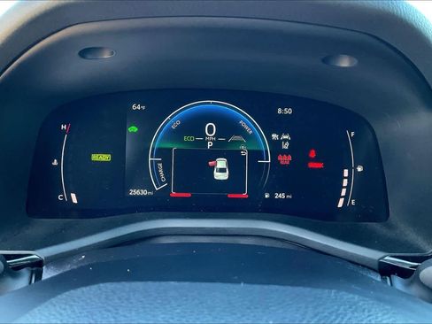 Used 2025 Toyota Camry LE w/ Convenience Package image 25