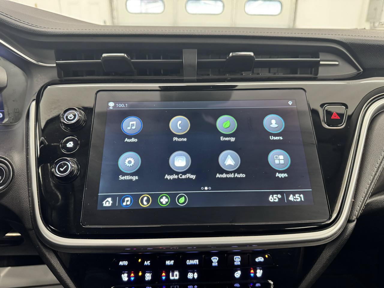 Used 2023 Chevrolet Bolt EUV LT w/ Convenience Package FWD image 25