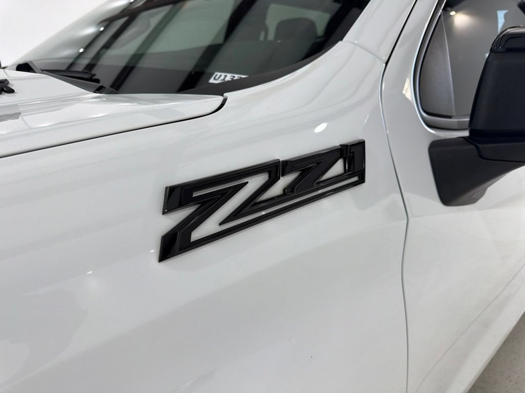 Used 2024 Chevrolet Silverado 1500 RST AWD/4WD image 28