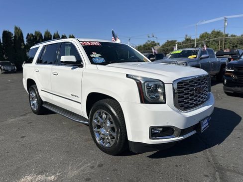 Used 2018 GMC Yukon Denali w/ Open Road Package AWD/4WD image 1