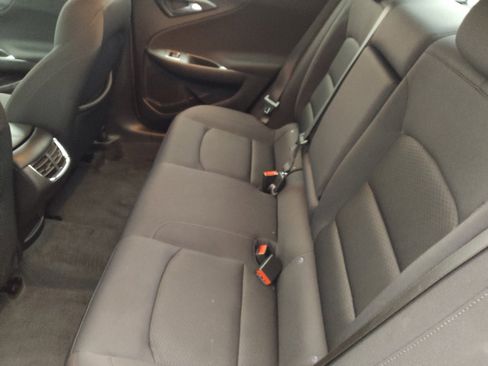 Used 2025 Chevrolet Malibu LT image 18