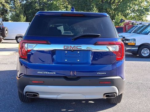Used 2023 GMC Acadia SLE image 5