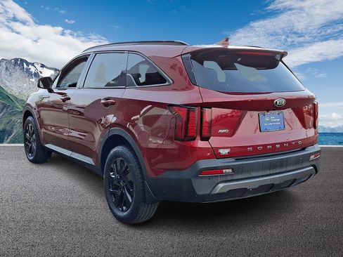 Used 2021 Kia Sorento S w/ Panoramic Sunroof Package image 4