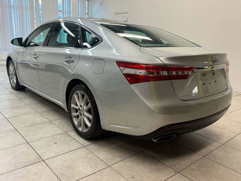 Used 2013 Toyota Avalon XLE Touring image 7