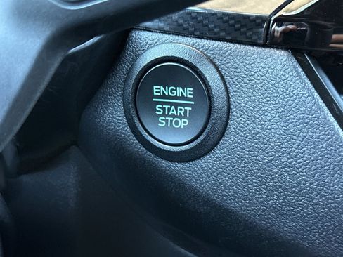 Used 2025 Ford Escape ST-Line image 22