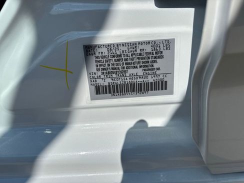 New 2025 Nissan Sentra SR w/ SR Premium Package image 22