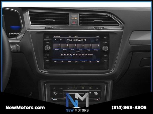 Used 2022 Volkswagen Tiguan SE AWD/4WD image 7