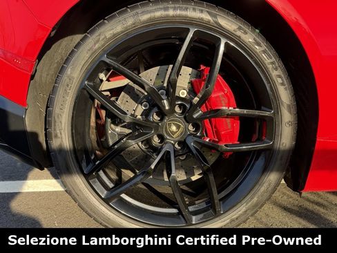 Used 2017 Lamborghini Huracan LP 610-4 image 31