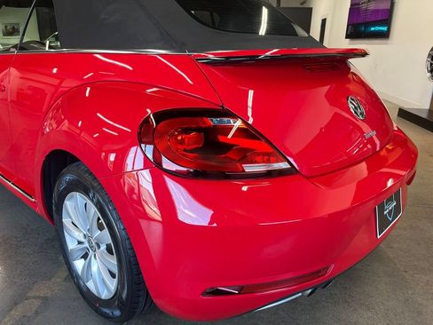 Used 2018 Volkswagen Beetle 2.0T Coast FWD image 38