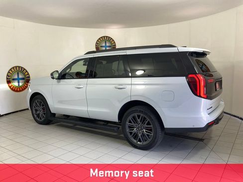 Used 2025 Ford Expedition Platinum w/ Stealth Performance Package AWD/4WD image 25