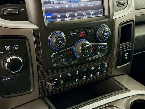 Used 2018 RAM 2500 Limited image 15