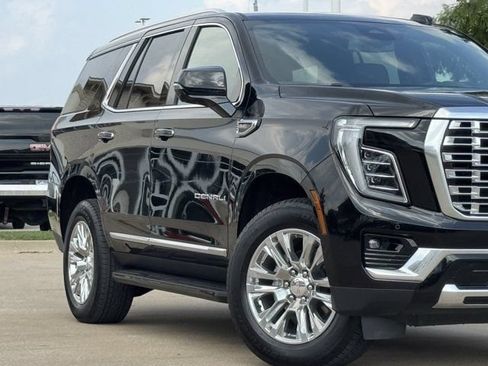 Certified 2025 GMC Yukon Denali AWD/4WD image 3