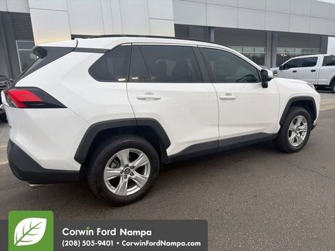 Used 2019 Toyota RAV4 XLE image 3