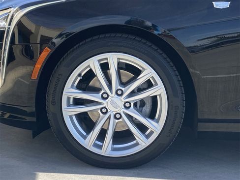 Certified 2022 Cadillac CT4 Luxury w/ Sun And Sound Package image 10