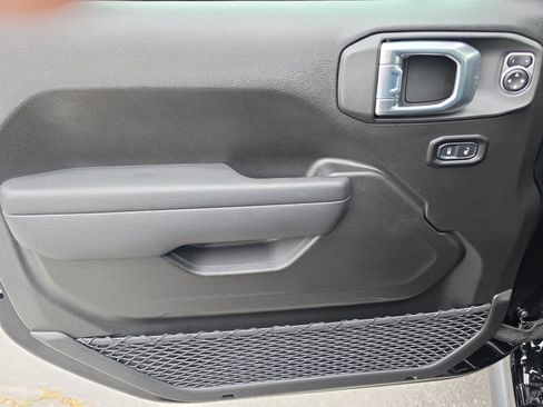 New 2026 Jeep Gladiator Rubicon image 17