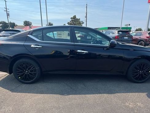 New 2025 Nissan Altima 2.5 SV w/ SV Special Edition Package image 3