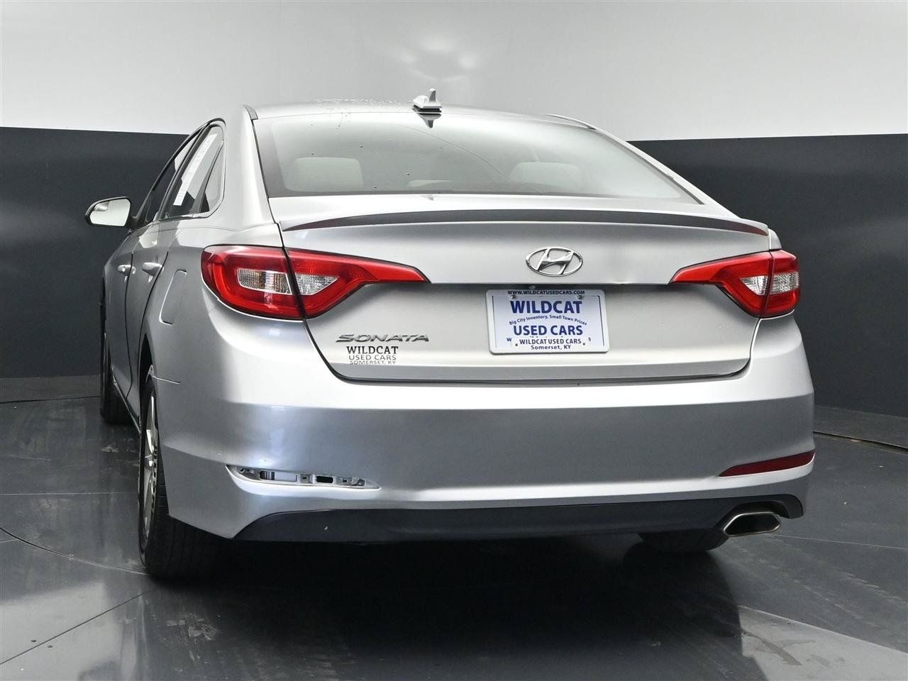 Used 2016 Hyundai Sonata SE FWD image 7