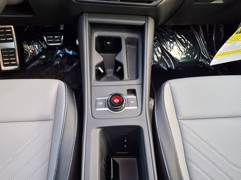 New 2026 Volkswagen Tiguan SE R-Line image 27