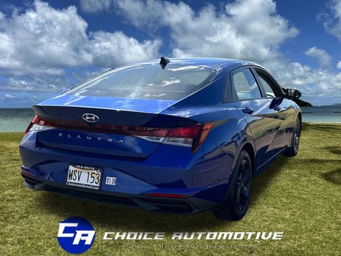 Used 2023 Hyundai Elantra SEL FWD image 8