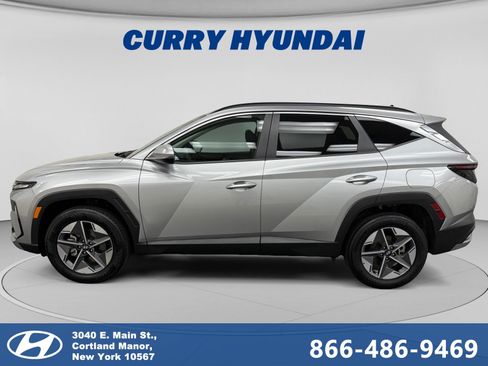Certified 2025 Hyundai Tucson SEL AWD/4WD image 2