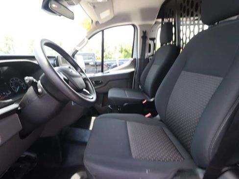 Used 2025 Ford Transit 250 Low Roof w/ Exterior Upgrade Package RWD image 2
