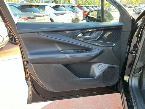 New 2025 Chevrolet Blazer EV LT image 21