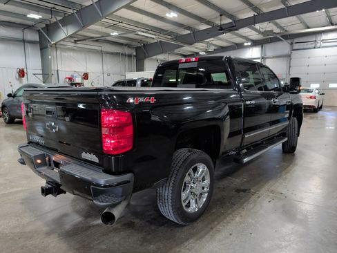 Used 2016 Chevrolet Silverado 2500 High Country w/ Duramax Plus Package AWD/4WD image 3