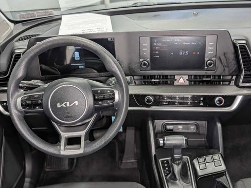 Certified 2024 Kia Sportage LX AWD/4WD image 5