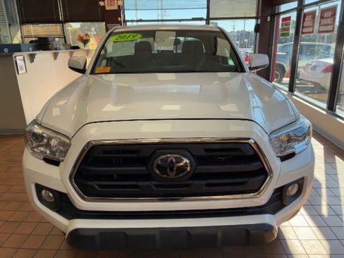 Used 2019 Toyota Tacoma SR5 image 5