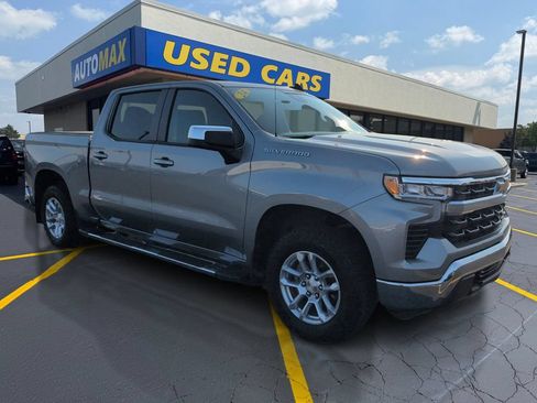 Used 2024 Chevrolet Silverado 1500 LT w/ Protection Package AWD/4WD image 4