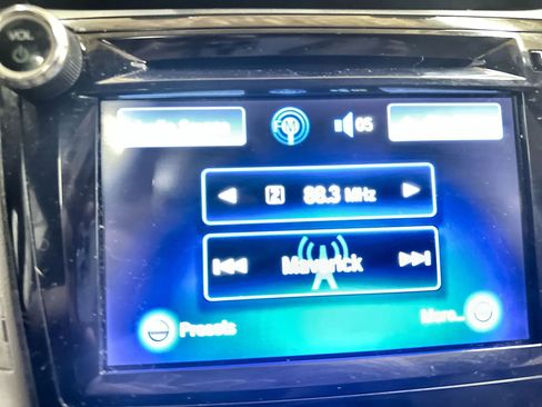 Used 2015 Honda Odyssey EX-L image 18