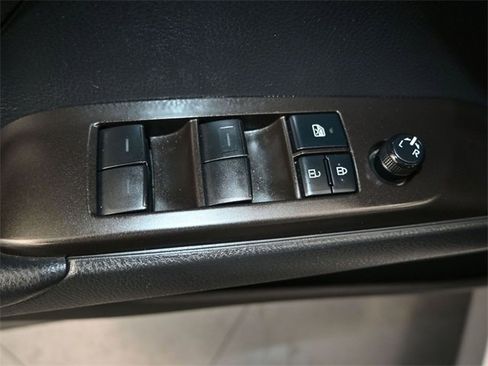 Used 2021 Toyota Camry LE image 14