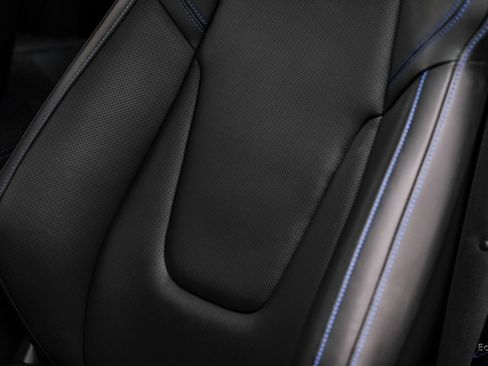 Used 2025 Porsche 911 Carrera T image 37