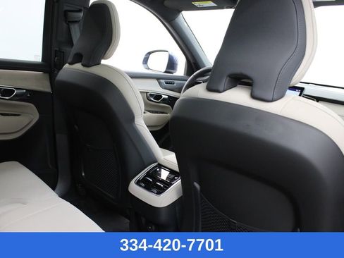 New 2026 Volvo XC90 B6 Plus image 21