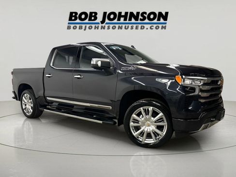 Certified 2022 Chevrolet Silverado 1500 High Country w/ High Country Premium Package image 1