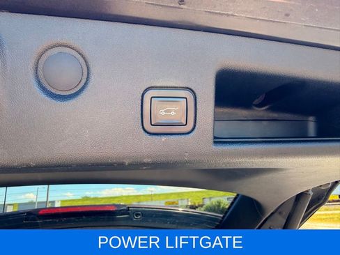 Used 2020 Chevrolet Equinox Premier AWD/4WD image 8