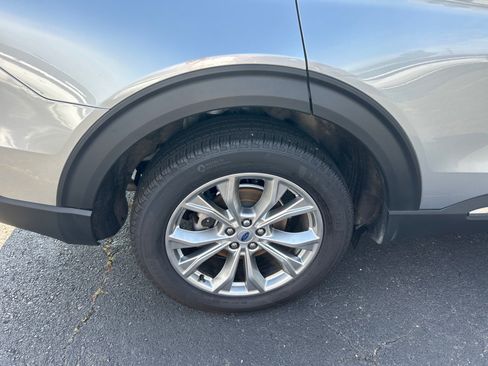 Certified 2024 Ford Explorer XLT w/ Equipment Group 202A AWD/4WD image 36