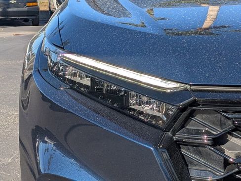 Used 2025 Honda CR-V Sport-L image 10