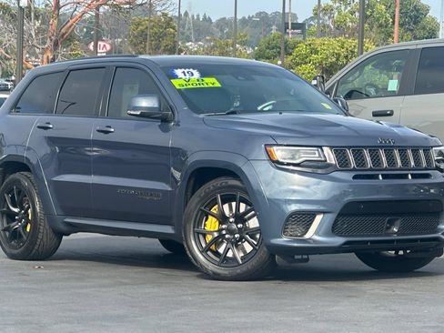 Used 2019 Jeep Grand Cherokee Trackhawk AWD/4WD image 2