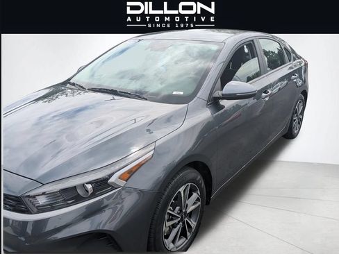 Used 2023 Kia Forte LXS w/ LXS Technology Package FWD image 1