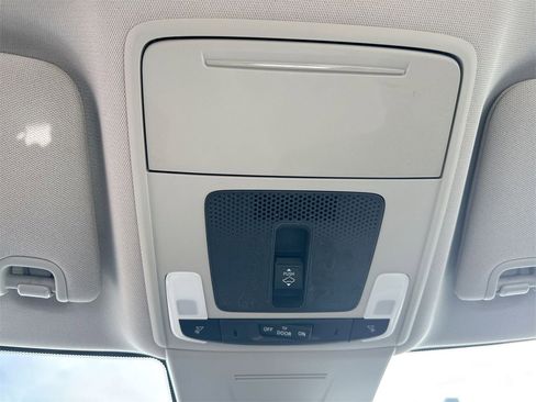 Used 2022 Honda Civic Touring image 19