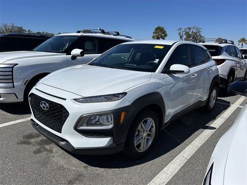 Used 2018 Hyundai Kona SE image 4