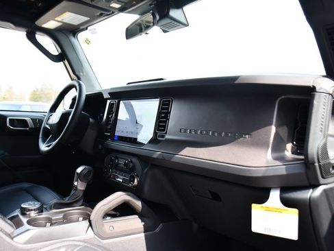 New 2026 Ford Bronco Big Bend w/ Black Diamond Package AWD/4WD image 15