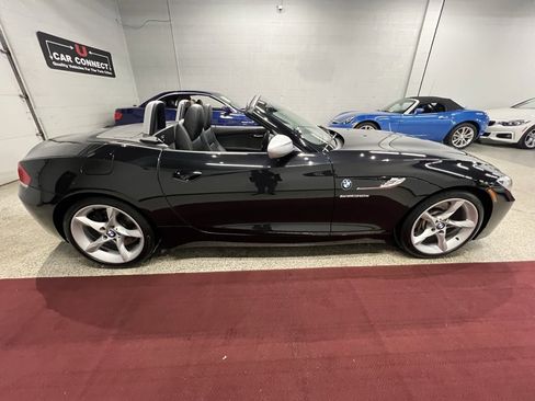 Used 2015 BMW Z4 sDrive35is image 12
