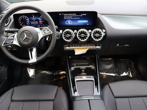 Certified 2025 Mercedes-Benz GLA 250 image 15