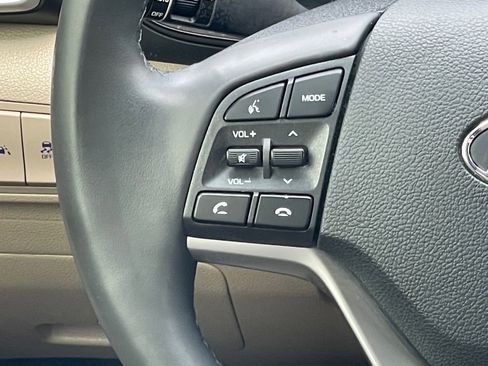 Used 2019 Hyundai Tucson Limited image 13