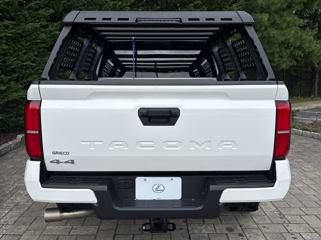 Used 2025 Toyota Tacoma SR5 AWD/4WD image 6